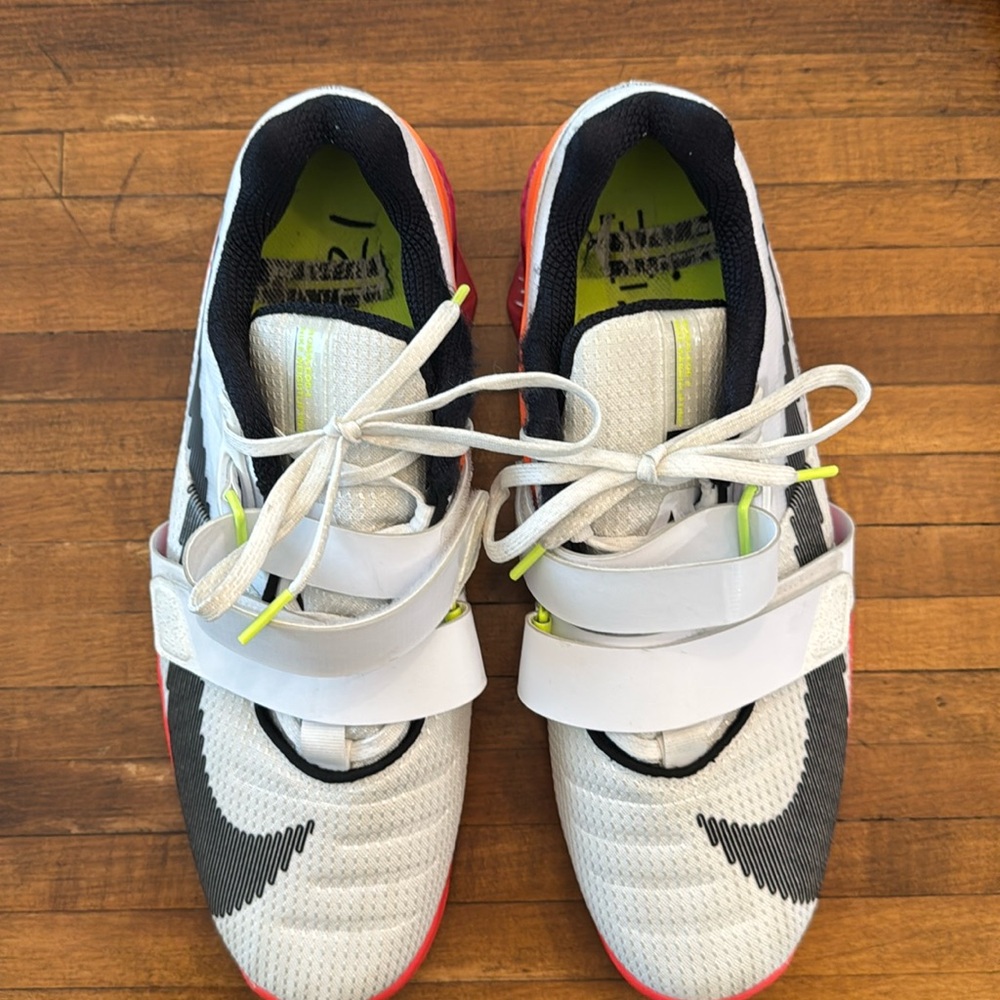 Nike Romaleos 4
Weightlifting Shoes